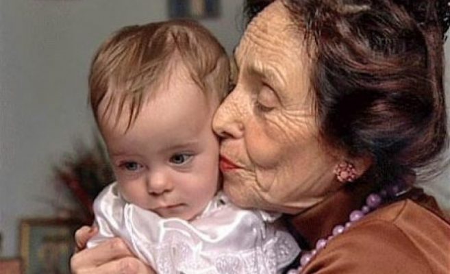 Жената, която роди на 67 години – вижте нейната история 14 години по-късно (СНИМКИ)