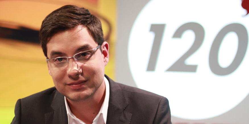 Водещият Светльо Иванов