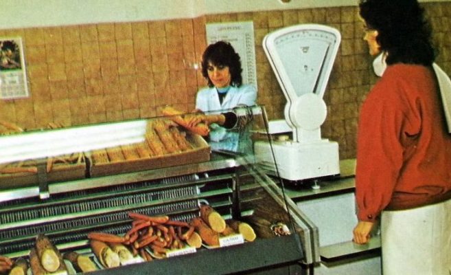 60-годишна жена тъгува по соца: Ако мислите че преди 1989 г. сме яли само хляб – бъркате