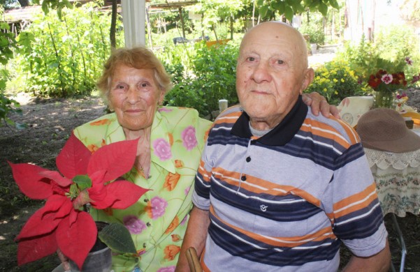 За пример! Цветанка и Георги са цели 55 години заедно. А любовта им продължава да царува със страшна сила