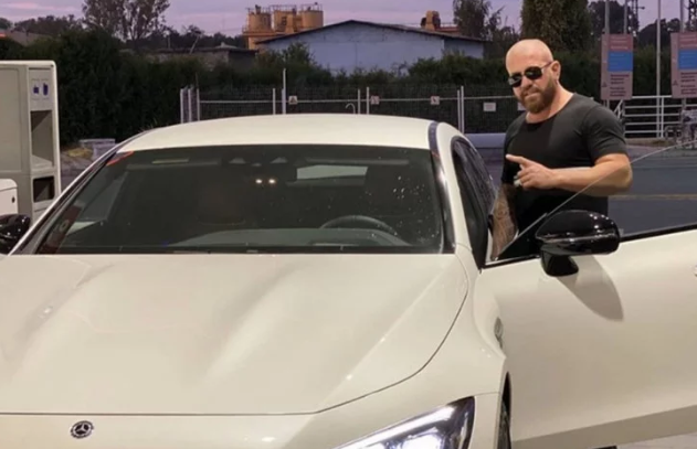 Динко се изфука с Мерцедес за 350 хил. лв