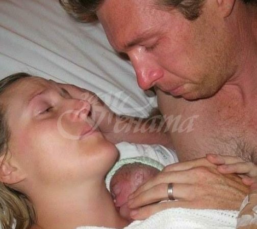 Бебето беше мъртво и тя държеше тялото притискайки го към себе си накара съпругът ѝ да направи същото-Ето какво се случи!