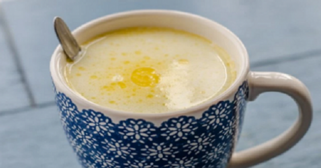 Кашлях месеци наред докато не ме чу една приятелка- лекарка и не ми даде тази бабина рецепта. Спрях точно за няколко дни