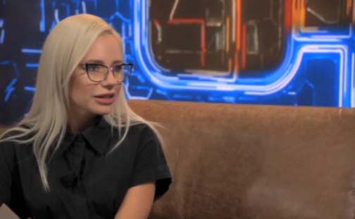 Красавица замъти мозъка на Слави