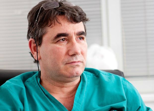 Д-р Христо Мазнейков със съвети: Вирус не се спира с паника а с интелигентност