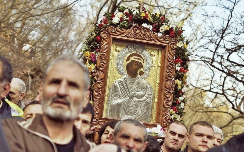 Иконата "Св. Богородица" в Бачковския манастир чува молитвите не само на християните