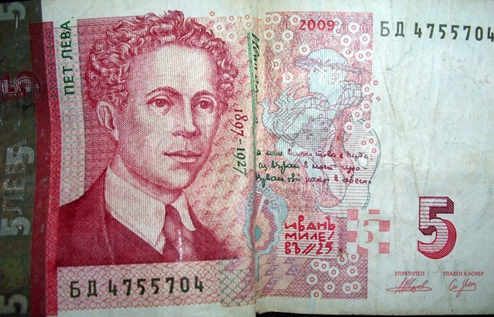 Една история за 5 лева и чистотата на детското сърце взриви социалните мрежи