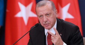 Ердоган ще спасява Турция с двойно увеличение на най-ниската пенсия