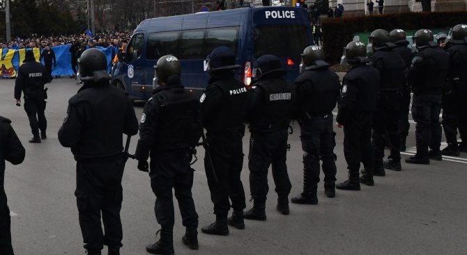 ВАЖНО! От МВР спуснаха списък с правила към гражданите - какво да правим при извънредно положение