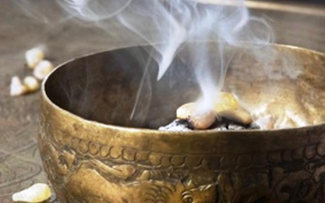 Как се кади правилно с тамян срещу магии у дома + как да лекуваме с тамян много болести