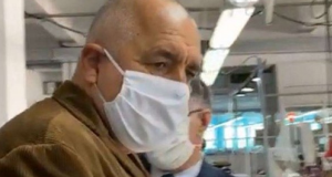 Борисов сложи маска