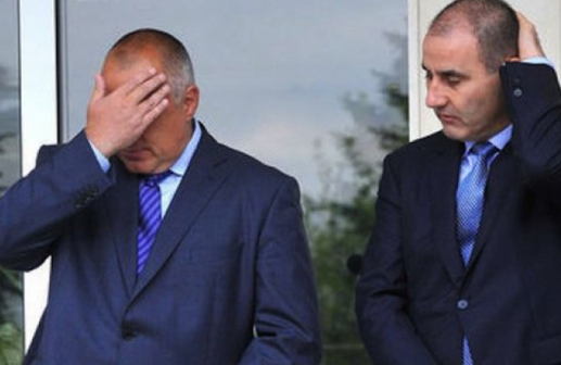 Властта в държавата е в ръцете на един човек