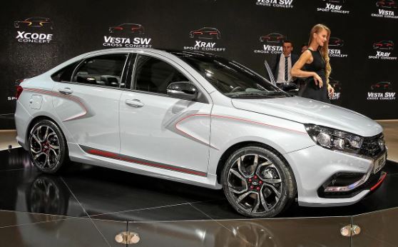 Пускат на пазара най-тузарската „Лада“. Вътре е бъкано с екстри. Като космически кораб е (Снимки/Видео)