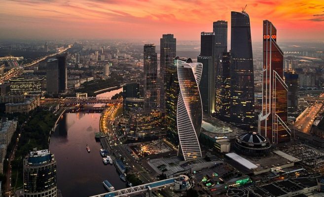 100 лева ще са ви достатъчни за да си покриете разходите за храна ток и вода в Москва! Ето цените!