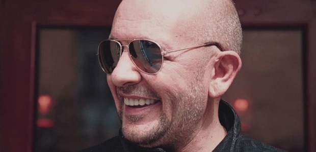 Вижте жената на Годжи истинска красавица е