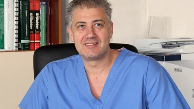 Шефът на Пирогов: Прекалихме със свободията ще стане страшно при 300 заразени на ден