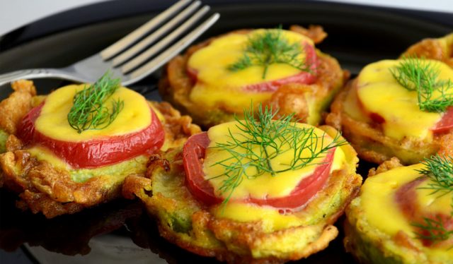 Печени тиквички – вкусно и полезно ястие за лятото