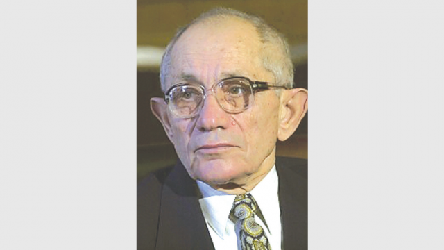 Неграмотни соцлидери доведоха до катастрофа българската икономика и финанси