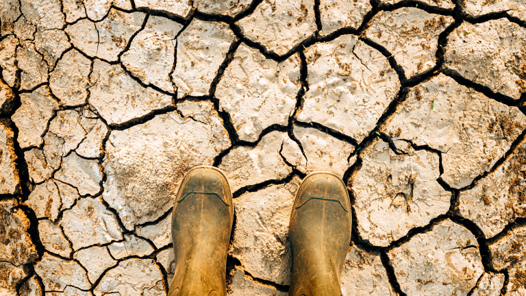 Черна прогноза: Суша и наводнения погубват България до 2030 г.!