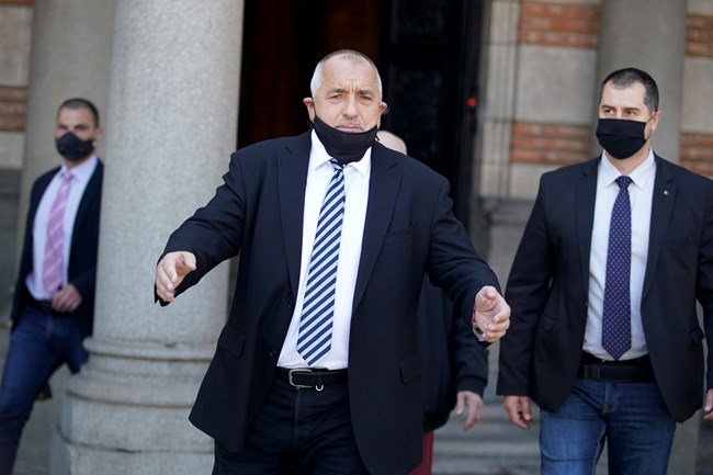 Вижте какво предрече Алена за бъдещето на Борисов и изхода от протестите