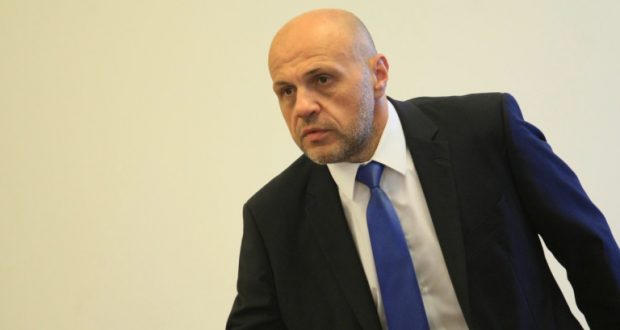 Вицепремиерът Дончев разкри кога кабинетът хвърля оставка