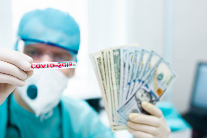 Скандално! Политици с държавни помощи от €600 за КовиД кризата