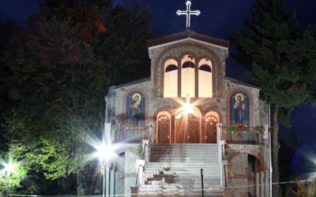 Свещеното място в България където чудесата се сбъдват. Нямо дете проговори неизлечимо болна жена оздравя