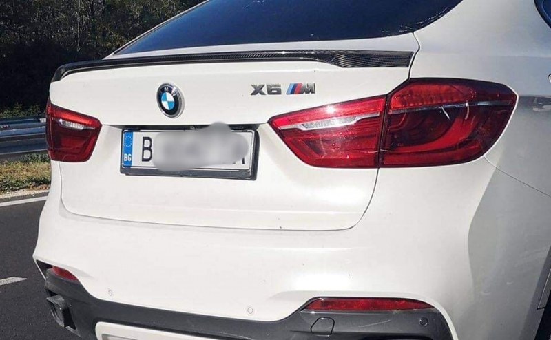 Добрина! Мъж спря на „Хемус“ да помогне