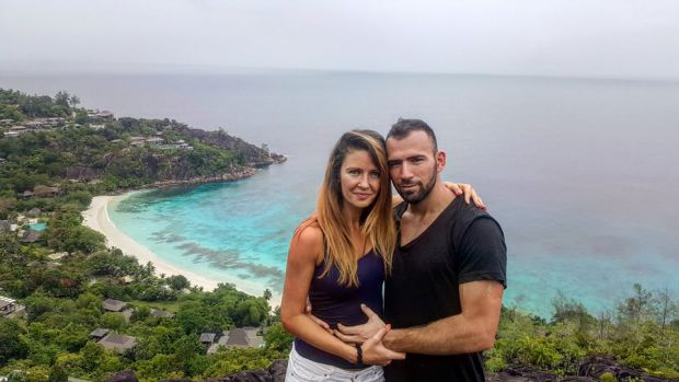 Наско Месечков заченал децата си без да влиза в гащичките й