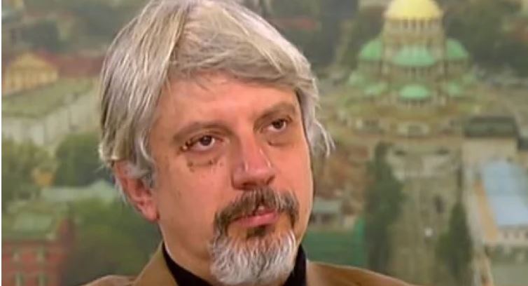 Проф. Витанов даде толкова страшна прогноза за К-19 у нас че смълча всички ТАБЛИЦА