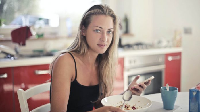 Тази закуска ще промени живота и външния ви вид. Приготвя се предната вечер а на сутринта се хапва