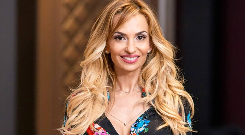 Малина е дваж по-красива без грим и с новата прическа – на 53 изглежда като момиченце! (Снимки)