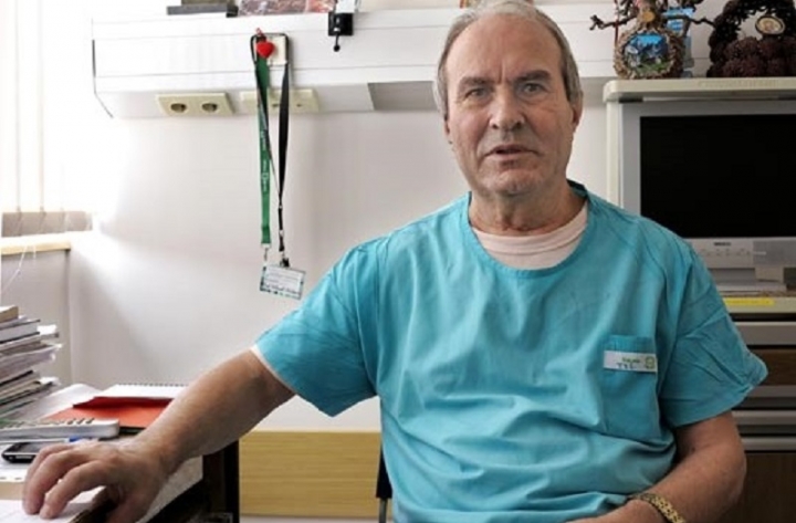 Проф. Гайдарски пита: Как при 60 лаборатории със 120 проби на ден тестовете станаха 11 000?