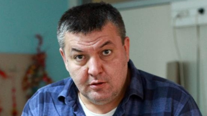 Вирусологът д-р Сергей Иванов: Маските на открито са политика