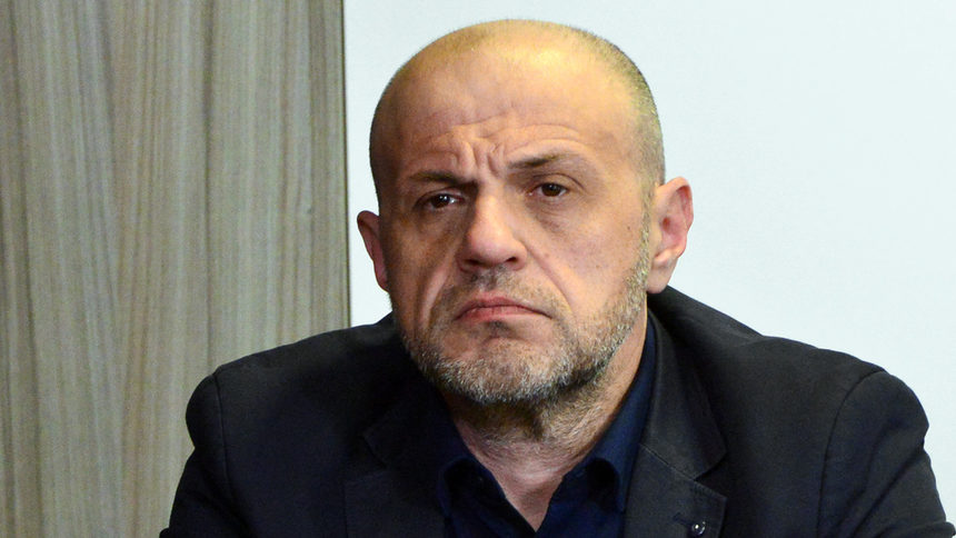 Гневен българин изригна: Драги Томиславе