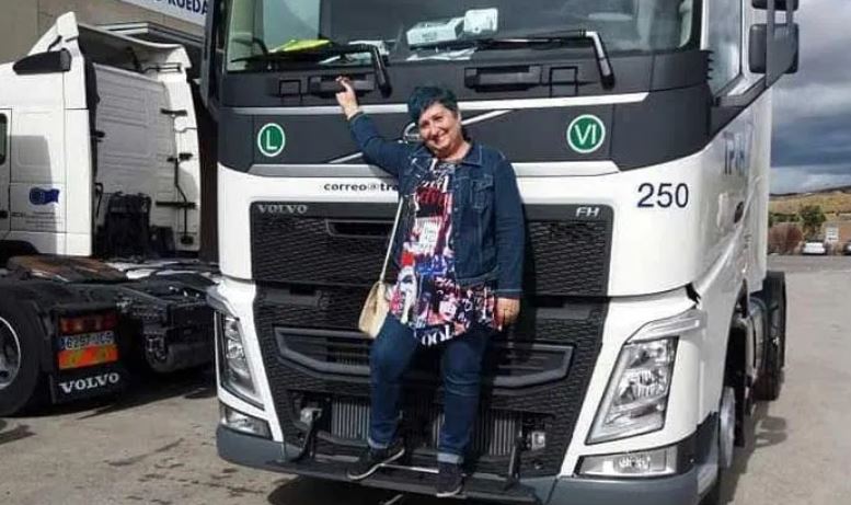 Запознайте се с баба Нели - тираджия №1 в Централна България