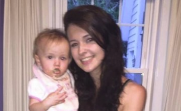 Млада майка купи на скитник закуска. Бележката която той й написа промени живота й