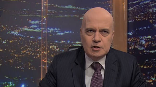 Слави Трифонов разтърси с обръщение към македонците! (виж подробности)