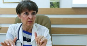 Пулмологът д-р Ангелова: Не търсете лекар ако имате температура. Тревожният симптом е задухът