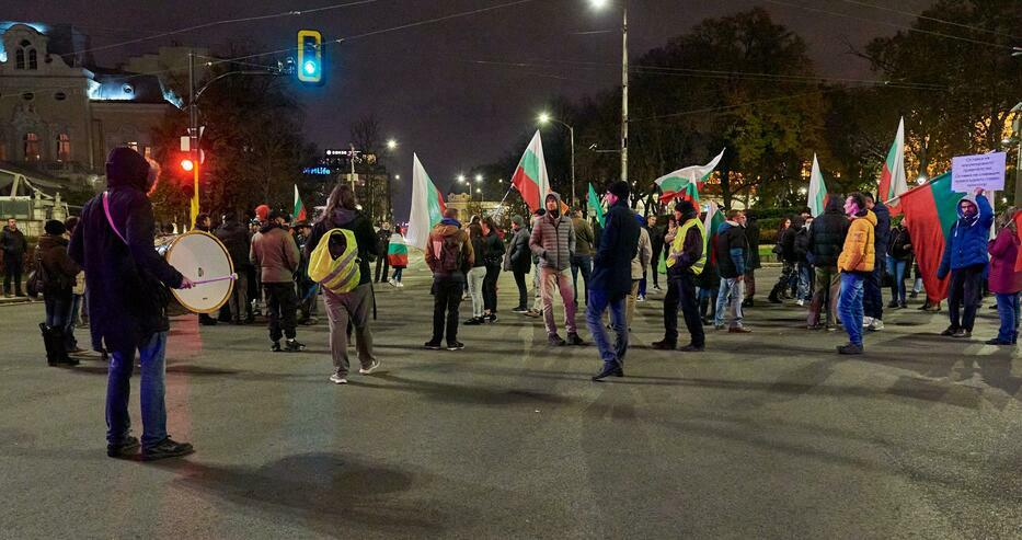 Организират нов голям протест на 13 януари