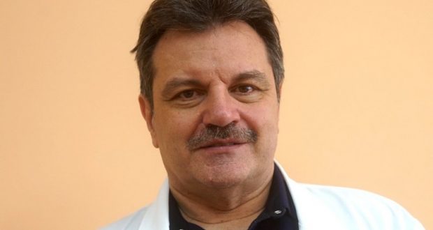 Пулмологът д-р Симидчиев: Ваксинирайте само с първа доза
