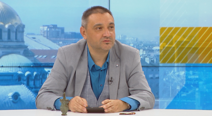 Проф. Чорбанов: Над 50% от хората няма да реагират на вируса защото имат преимунитет от предишни срещи с коронавируси