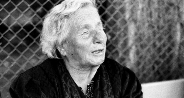 Разсекретиха тетрадката на баба Ванга съветите ѝ за всеки българин