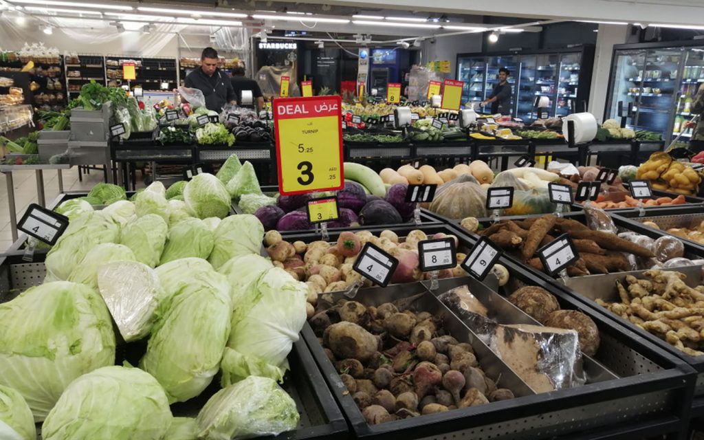 Отидох до супермаркет в Дубай. Показвам ви колко струват познатите ни продукти тук