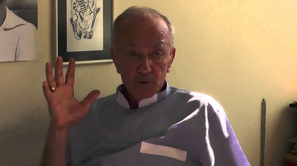 Проф. Чалъков от ИСУЛ бесен: При нас умират хора от инфаркт но ги пишат от COVID