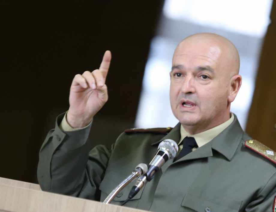 Ген. Мутафчийски: Като медици сме длъжни да активираме рационалните разсъждения включително и страха!