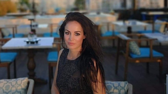 Не са ви виновни комунистите че слушате чалга и играете с мръсните си обувки върху масата на която се храните…