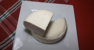 Домашно сирене което се приготвя само от 2 съставки