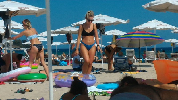 Официално: Вижте новите правила които сме длъжни да спазваме по нашето море това лято!