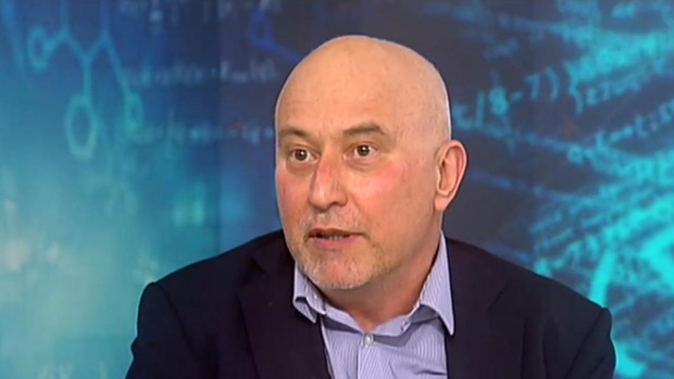 Проф. Кунчев изчисли колко души ще починат с коронавирус и кога ще дойде четвъртата вълна в България